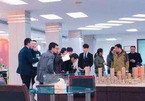 新春伊始人氣滿滿，達(dá)昌府臨展中心持續(xù)升溫