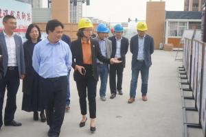 市國(guó)資委黨委書記、主任婁顯杰赴市北32號(hào)地塊調(diào)研“紅色工地”建設(shè)